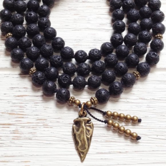 Black Lava Mala Beads Necklace 8mm with Copper Arrowhead Pendant (Brand new) - Picture 2 of 4